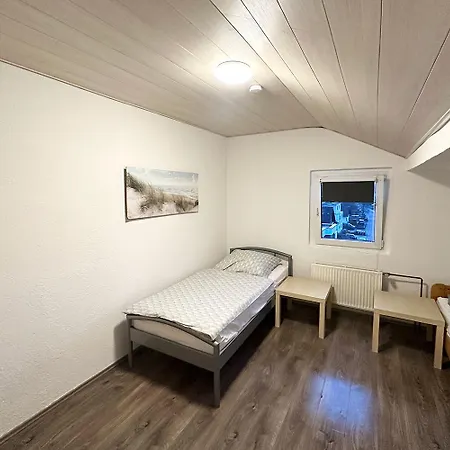 別荘 Work & Niederkassel *