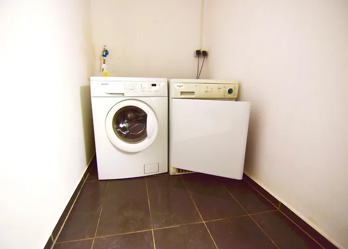 Work & Niederkassel Feriehus